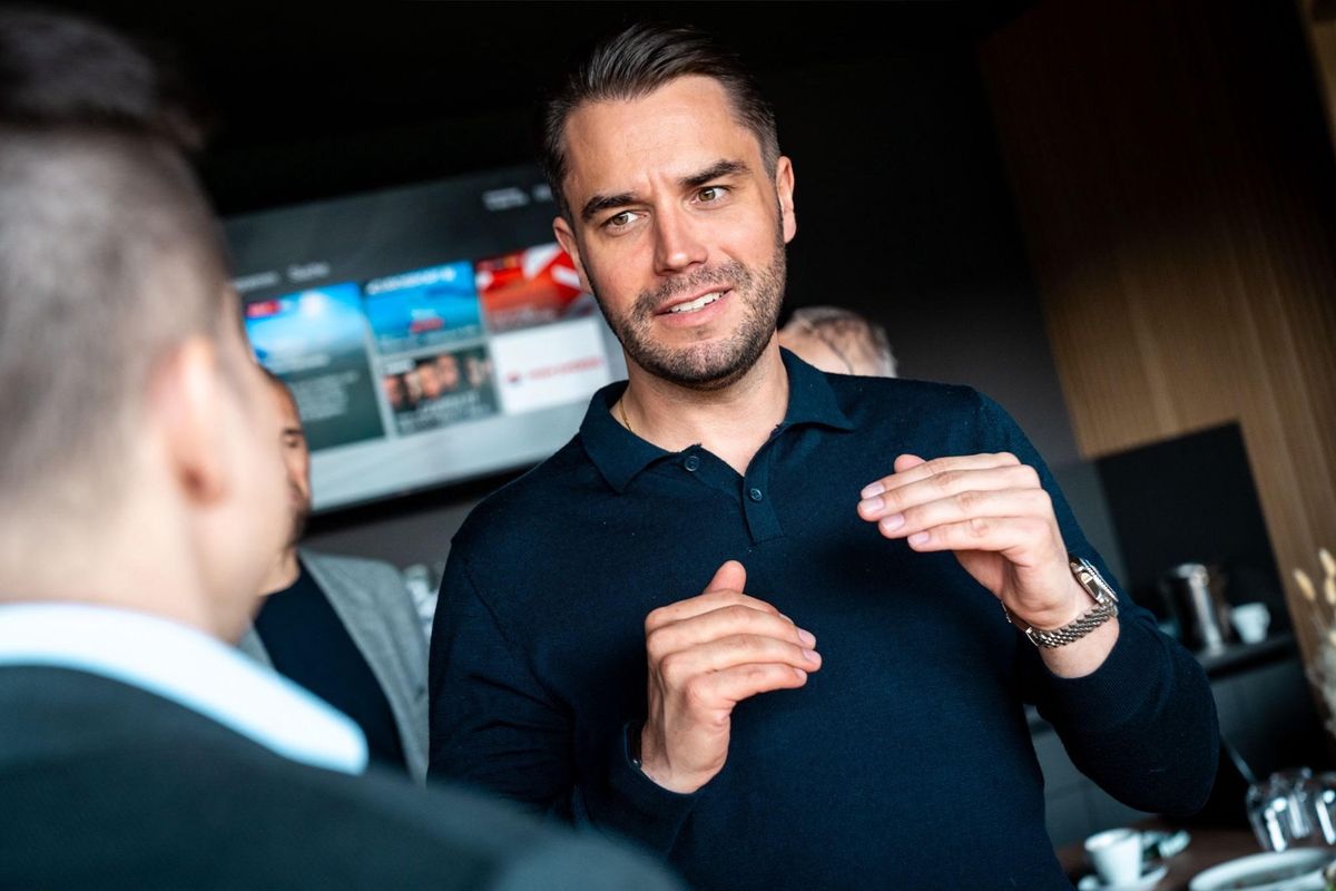 Michael Fabisiak im Beratungsgespräch